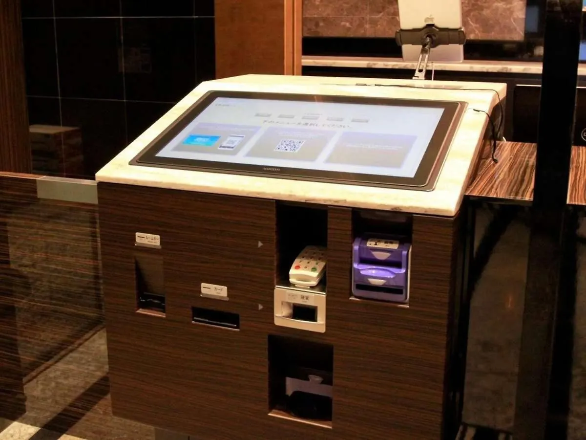 Apa Hotel Yodoyabashi Ekimae Osaka 3*,